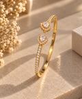 ÉLORIA – Elegantes Herz-Armband in Gold